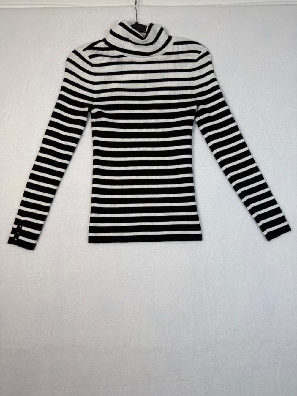 White House Black Market Black and White Striped Turtleneck Sweater Medium - Picture 9 of 13